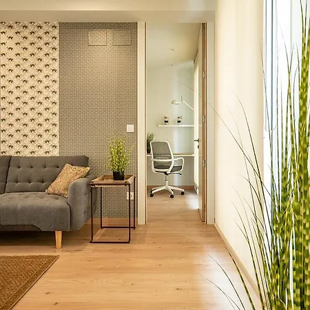 Apartamento Atico Con Terraza En Santander. Turisticos Lapera En *