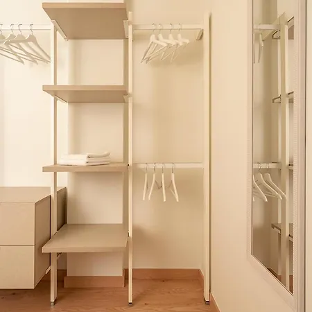 Apartamento Atico Con Terraza En Santander. Turisticos Lapera En *